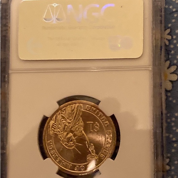 Thomas Jefferson Gold 1 Dollar I Coin - Rare - Picture 2 of 2